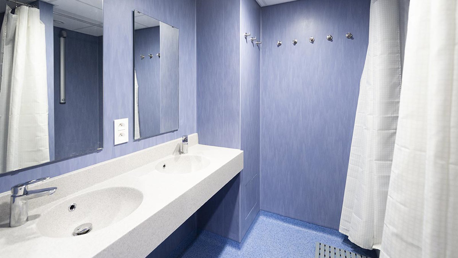 salle-debain-euro-space-center